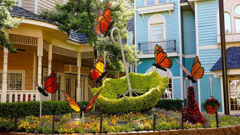 Pollinator Pathway Garden