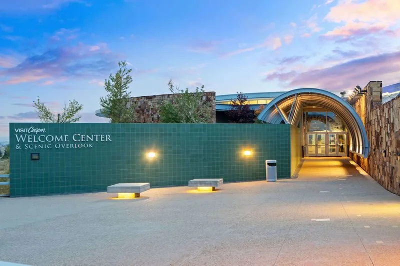 Exploring the National Historic Trails Interpretive Center