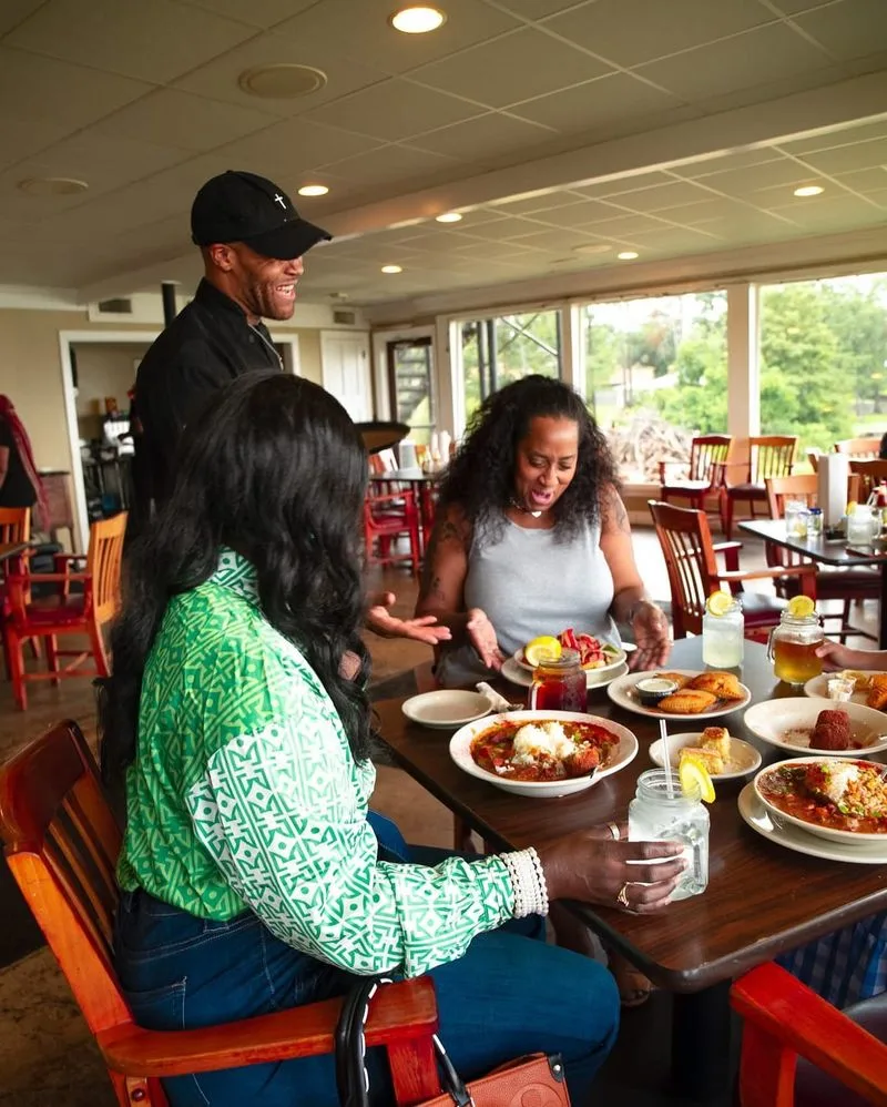 Orlandeaux’s Café