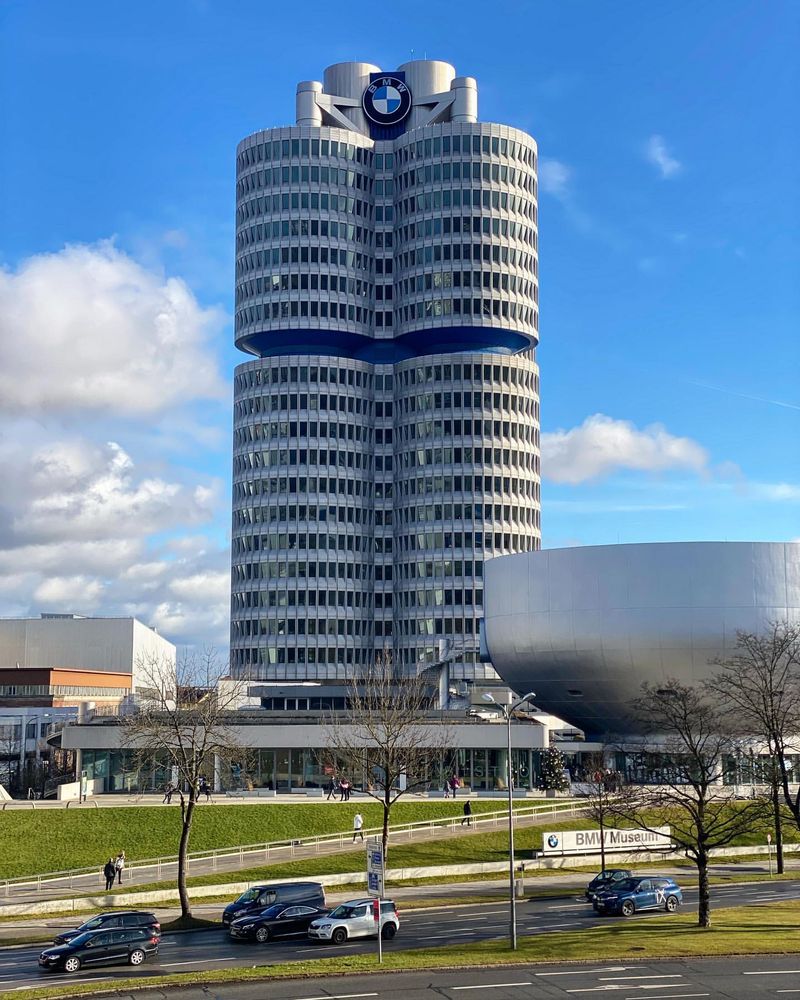 Tour the BMW Museum and Welt