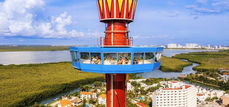 Experience the Cancun Scenic Tower