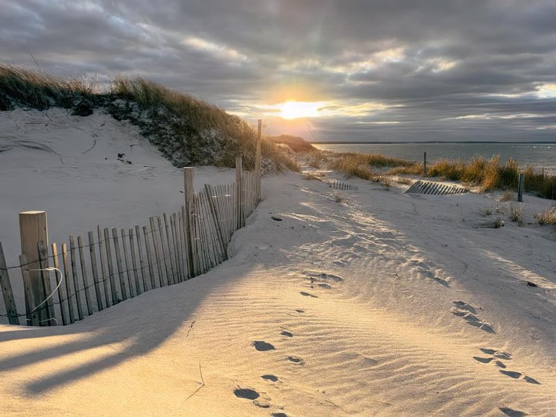 Mayflower Beach – Cape Cod Bay’s Gentle Giant