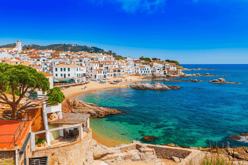 Cádiz – Coastal Living With Late Nights and Long Siestas