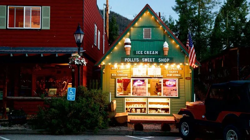 Charming Downtown & Ice Cream Delights