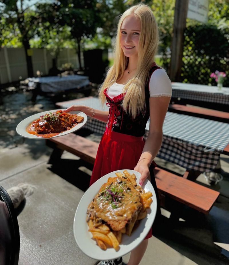 Schnitzel Garten (McCall, Idaho)