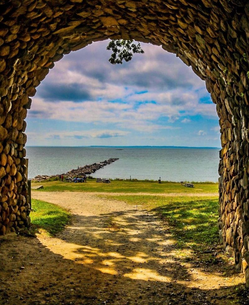 Rocky Neck State Park – East Lyme