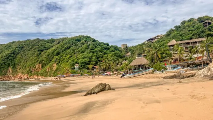If You Miss Real Mexican Beach Towns, These 7 Still Have Local Fishermen (Not Resorts)