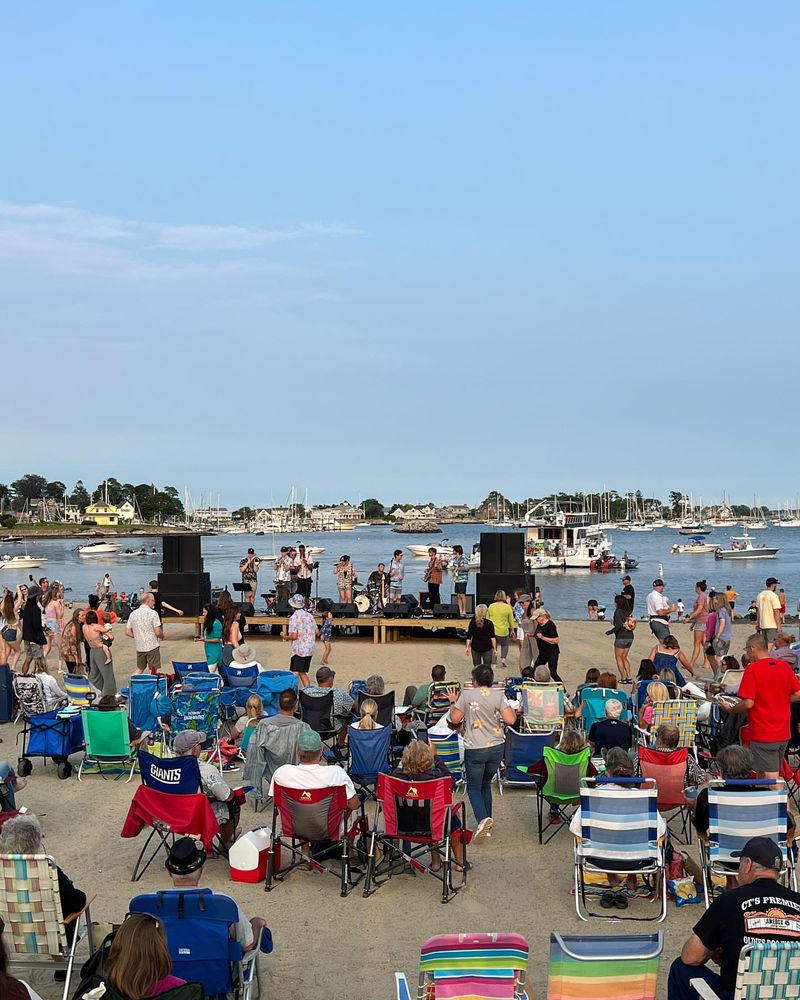 Esker Point Beach – Groton