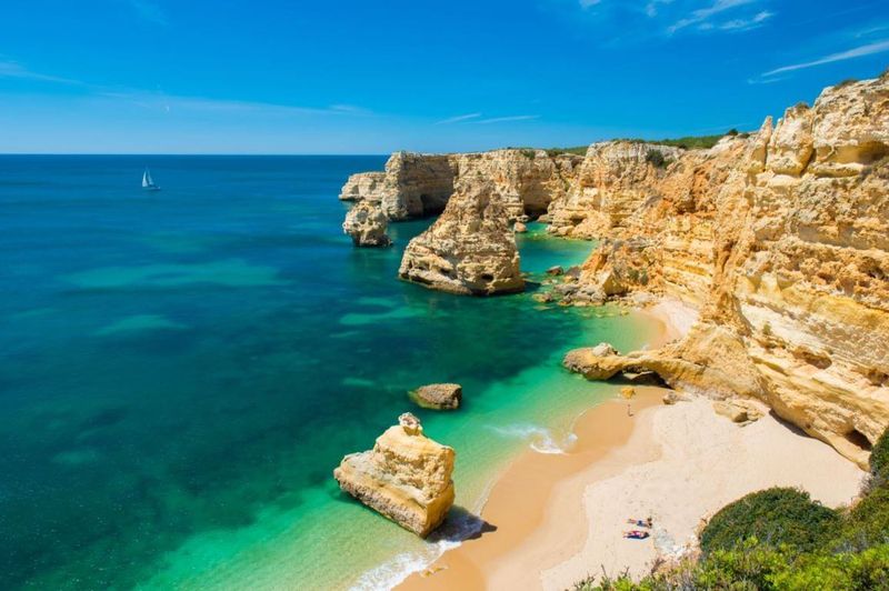 Praia da Marinha, Algarve, Portugal