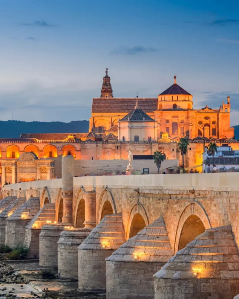 Córdoba – Courtyards, Quiet Mornings, and Guitar Sounds