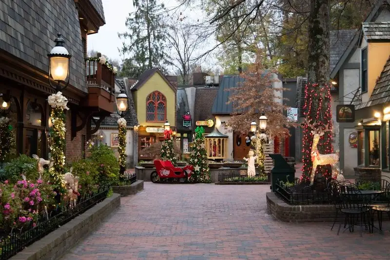 Enjoy the Urban Plantings at The Village Shops Courtyard