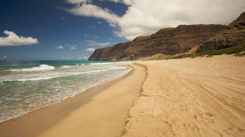 Polihale State Park for Adventurous Families