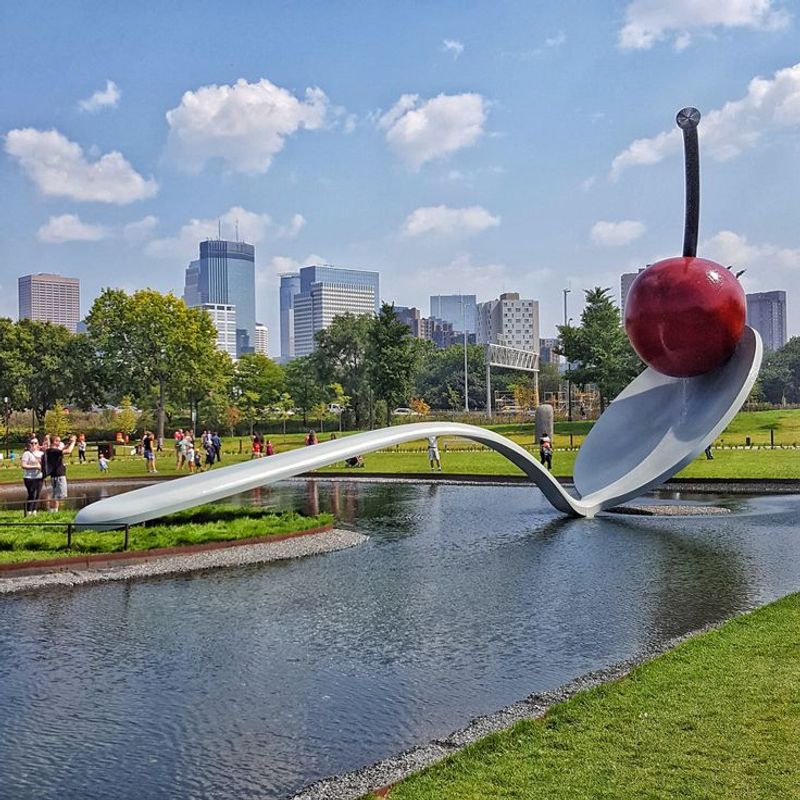 Minneapolis Sculpture Garden, Minnesota