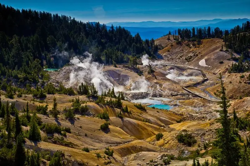 Hike to Bumpass Hell Geothermal Area