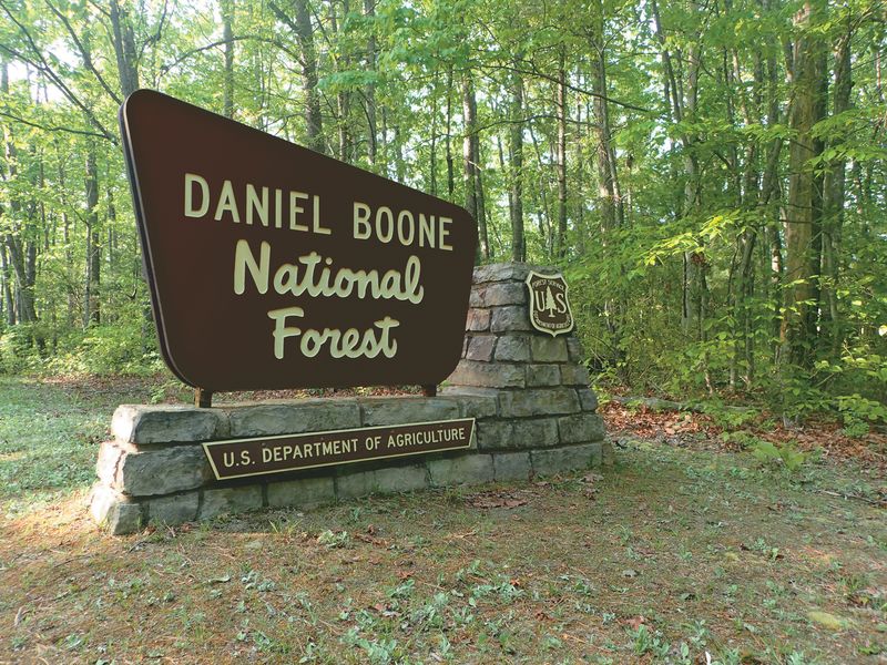 Gateway to Daniel Boone National Forest & the Sheltowee Trace