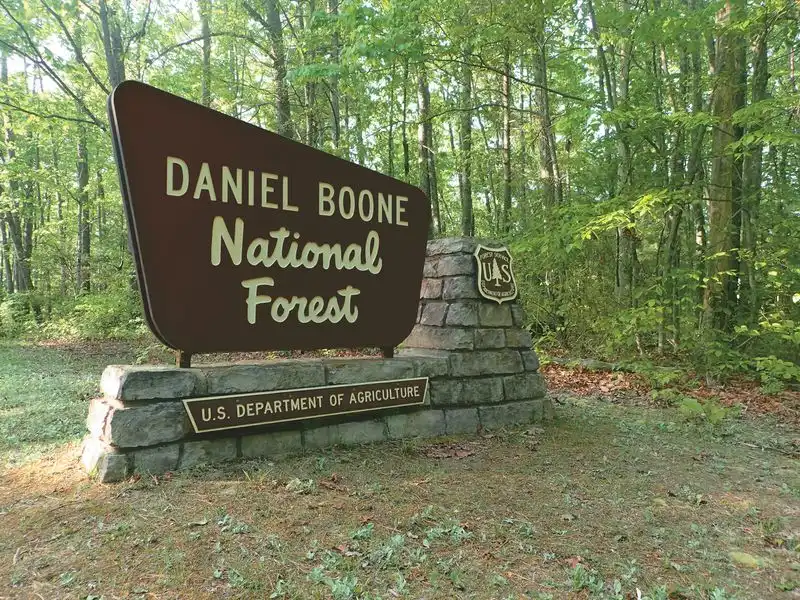 Gateway to Daniel Boone National Forest & the Sheltowee Trace