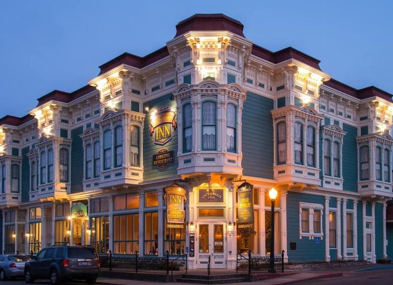 Victorian Inn's Cozy Atmosphere