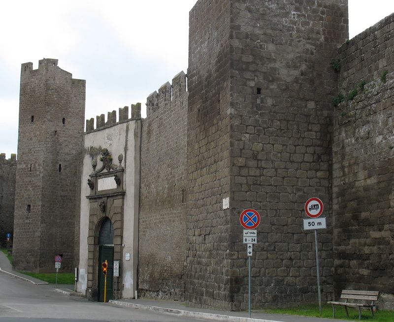 Viterbo’s Walls and City Gates