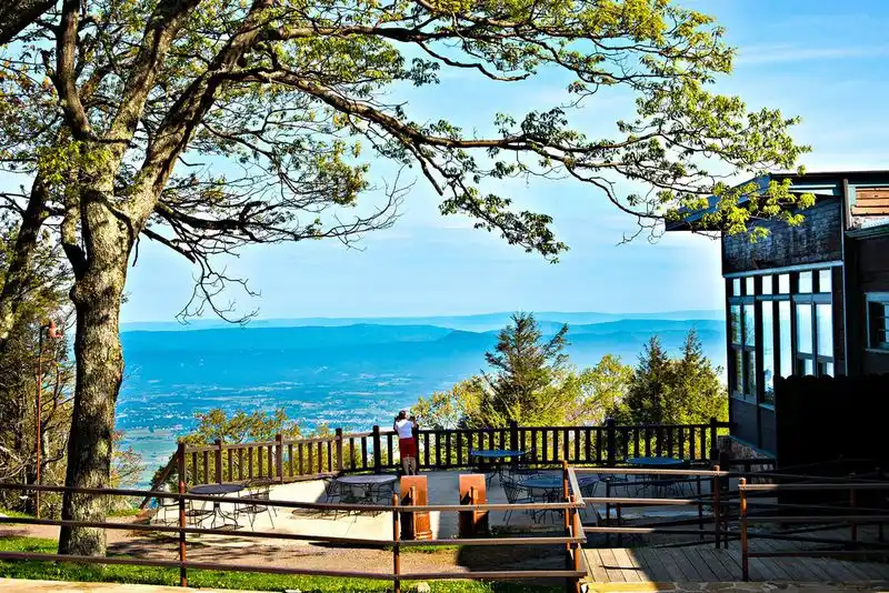 Skyland Resort