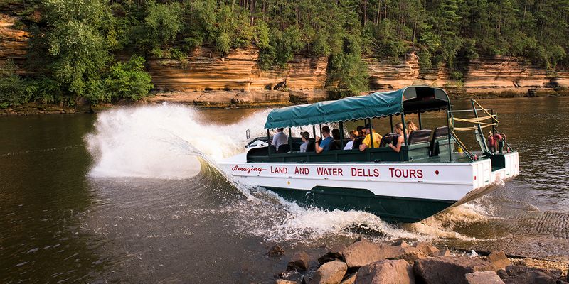 Original Wisconsin Ducks Tour