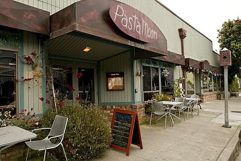Pasta Moon – Half Moon Bay, CA