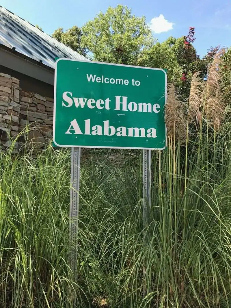 Sweet Home Alabama - Alabama, USA