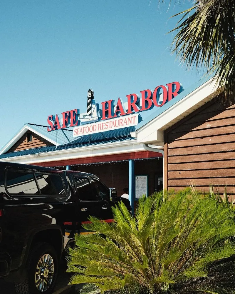 Safe Harbor Seafood Market & Restaurant