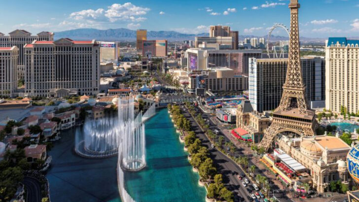 Meet the 12 sunniest cities in the U.S. (including one nicknamed Valley of the Sun)