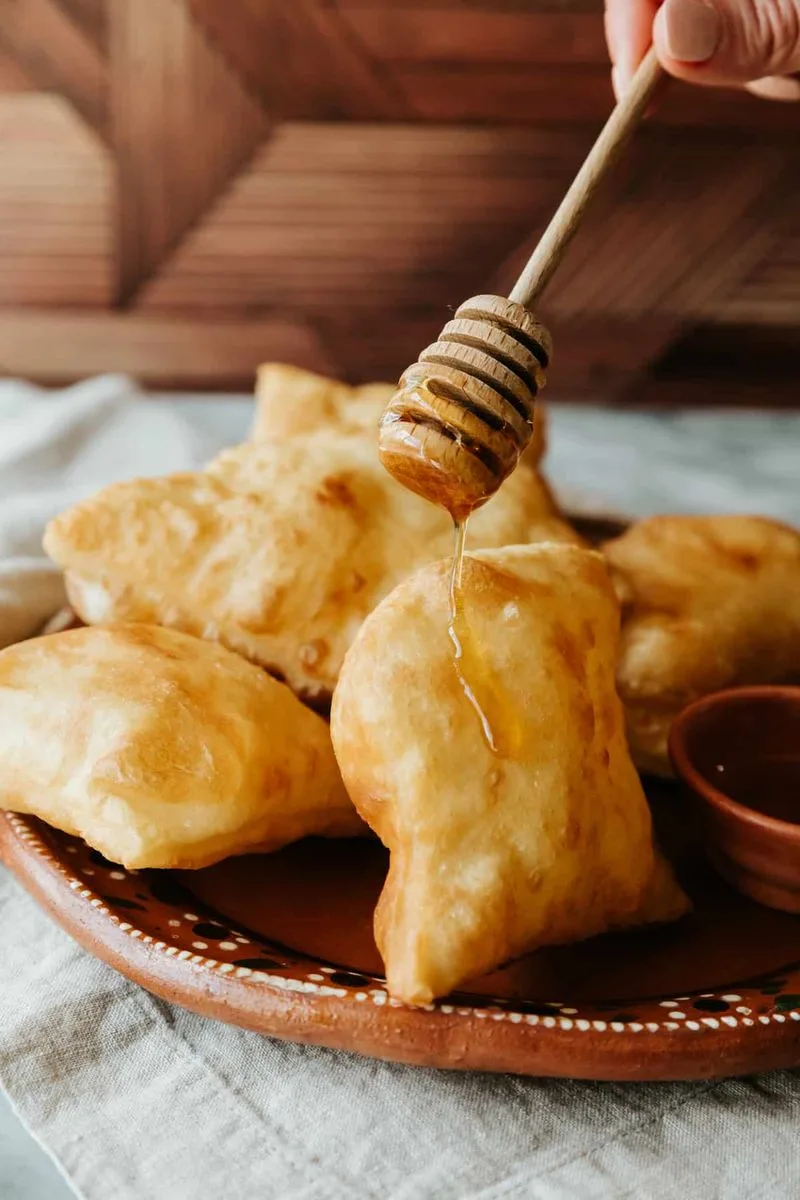 Sopaipillas (New Mexico)