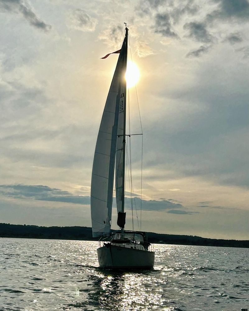 Sailboat Regattas on Grand Traverse Bay