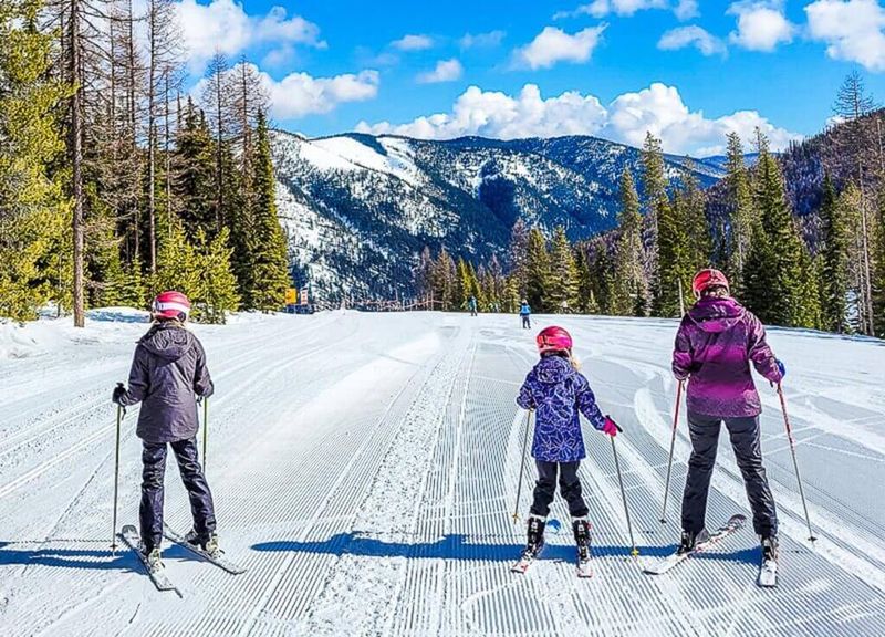 Ski Vacations with Beginner Skiers