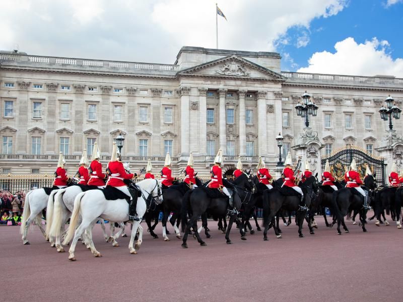 Watching the Changing of the Guard at Buckingham Palace