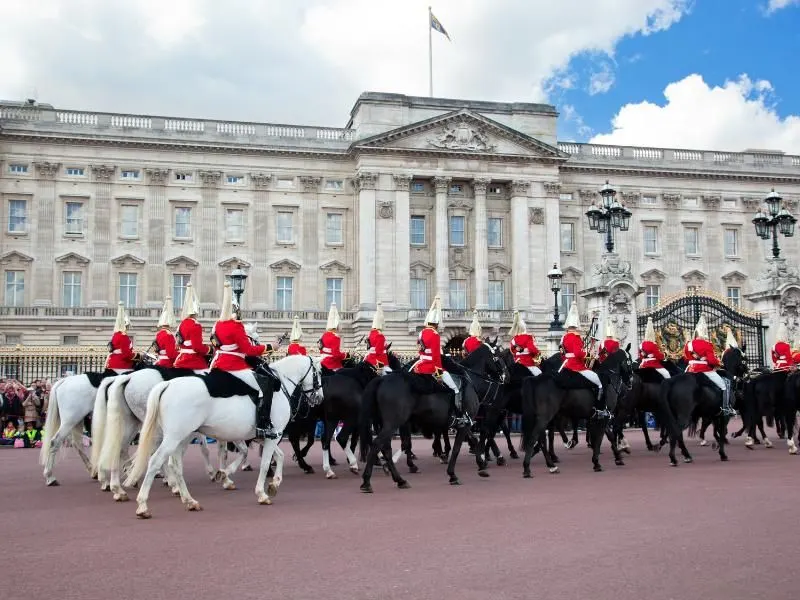 Watching the Changing of the Guard at Buckingham Palace