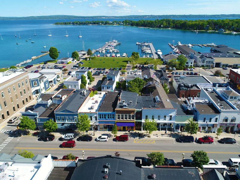 Petoskey & Harbor Springs, MI