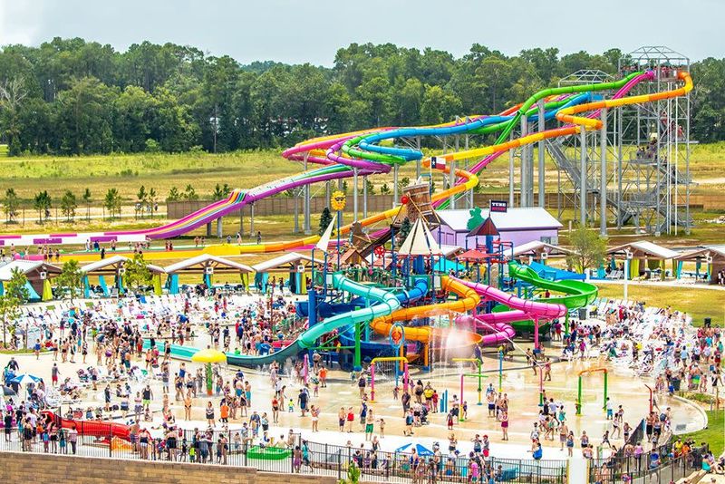 Big Rivers Waterpark & Adventures – New Caney