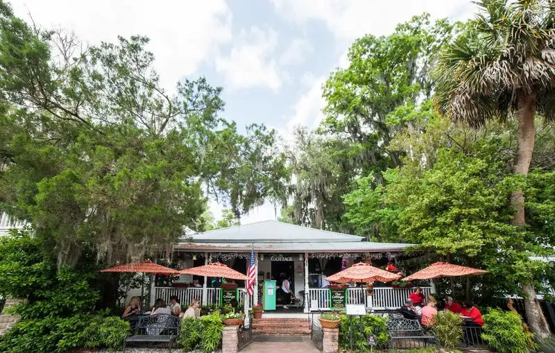 The Cottage Café