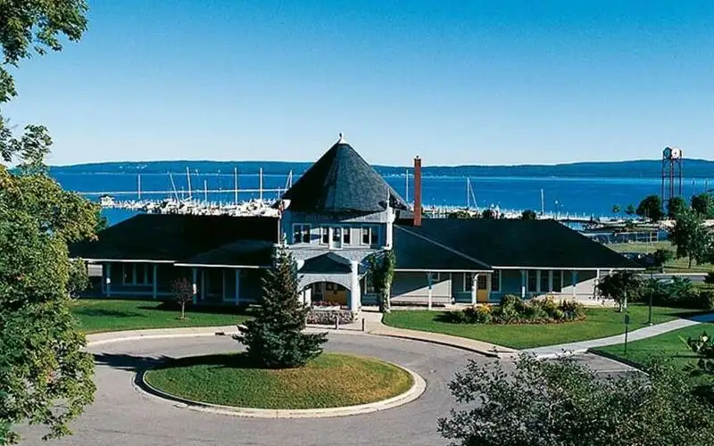 Little Traverse History Museum