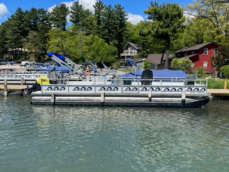 Rent a Pontoon for the Day