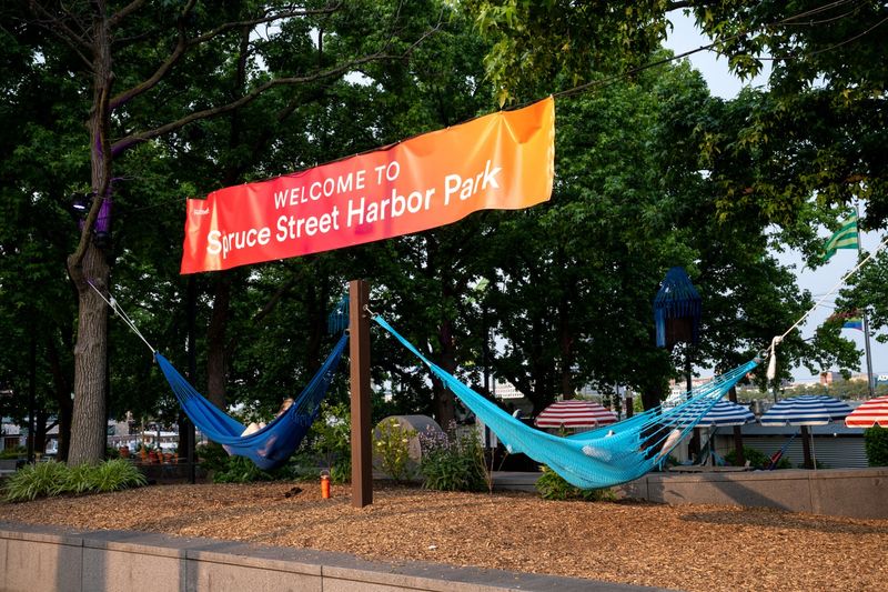 Spruce Street Harbor Park