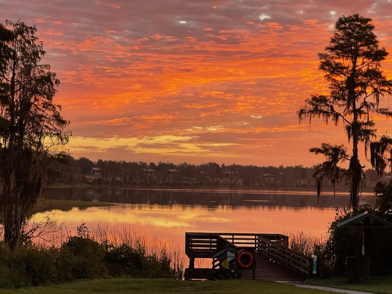Lake Louisa