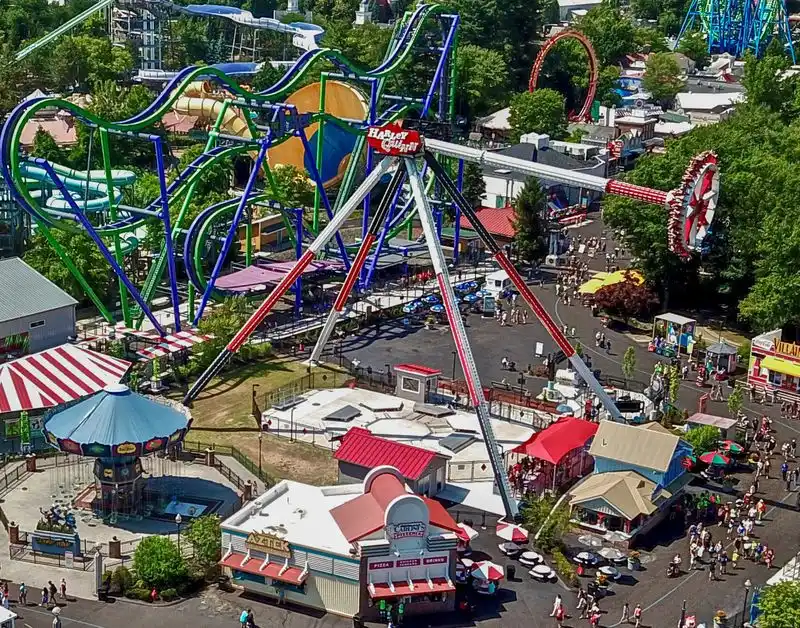 Six Flags New England