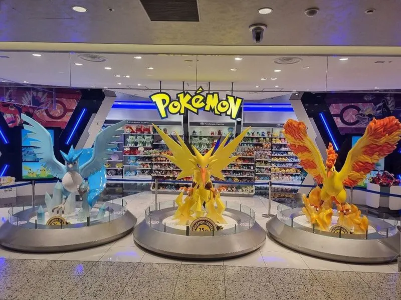 Pokémon Center Osaka DX & Pokémon Cafe
