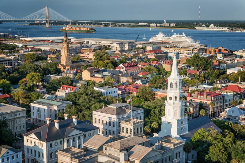Charleston, SC – Live Oaks Draped in Spanish Moss