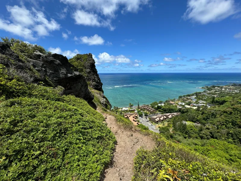 Crouching Lion Hike, Oahu