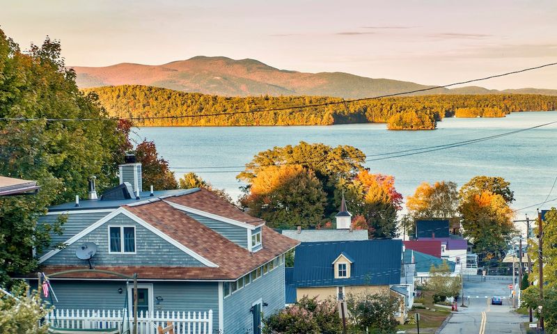 Lake Winnipesaukee – Central New Hampshire