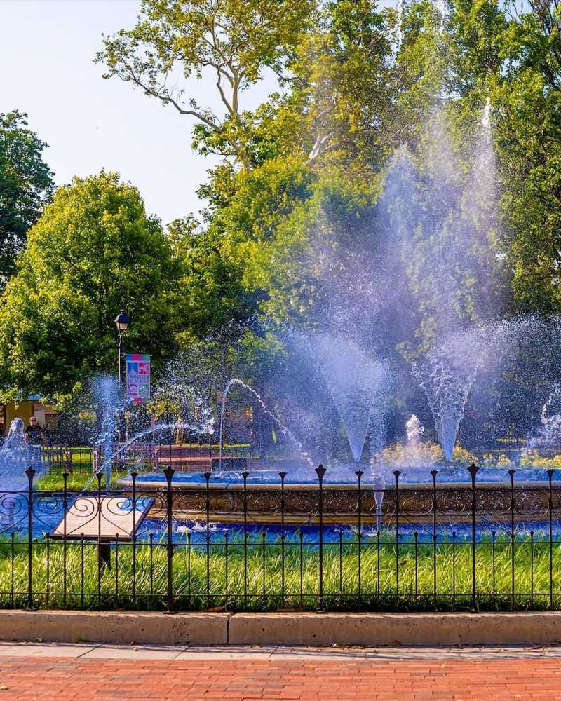 Franklin Square Park