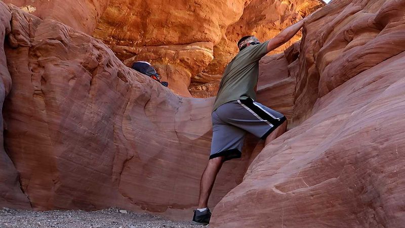 Little Wild Horse & Peek-a-Boo Slot Canyons