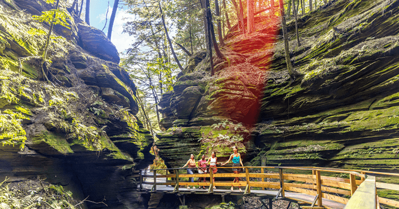 Witches Gulch (via Upper Dells Boat Tour)