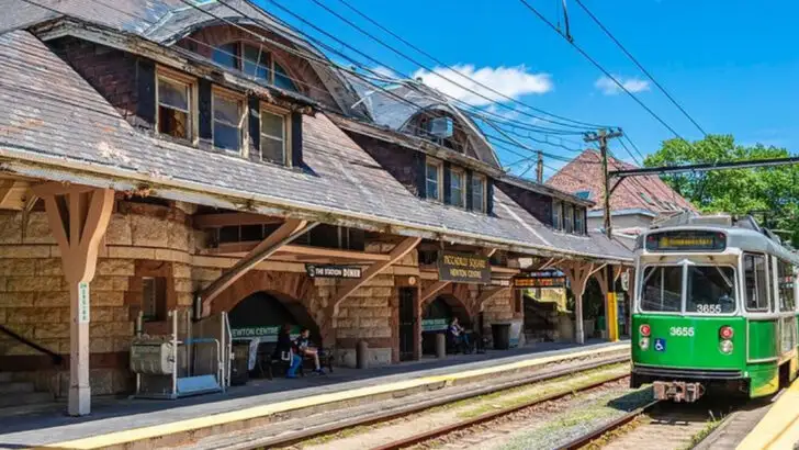 Ride the Longest Train Route in the U.S. (a 3,400 Mile Coast-to-Coast Adventure)