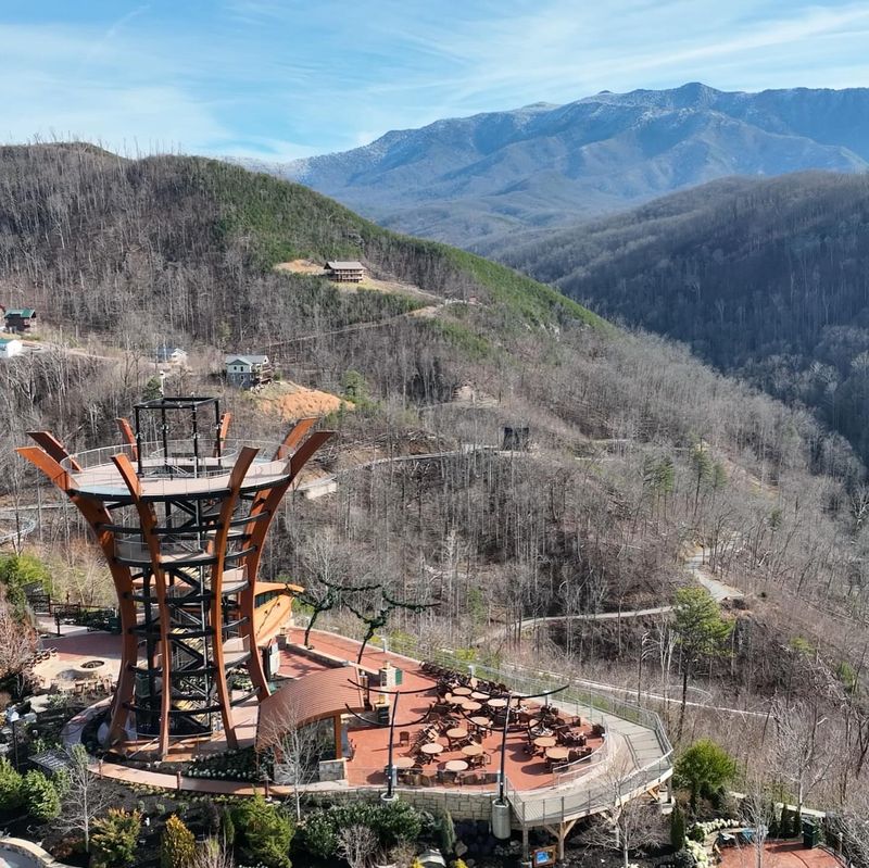 Anakeesta’s Mountaintop Retreat